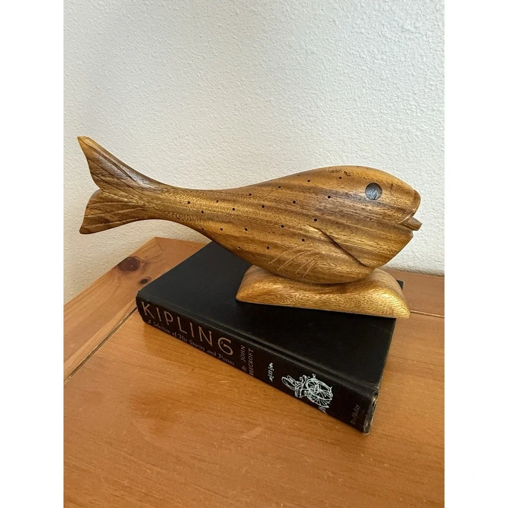 Vintage McM Hand Carved Hard Wood Fish Sculpture Appetizer Toothpick Holder‎